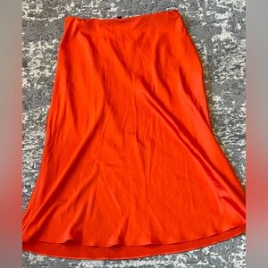 Express silky orange Skirt